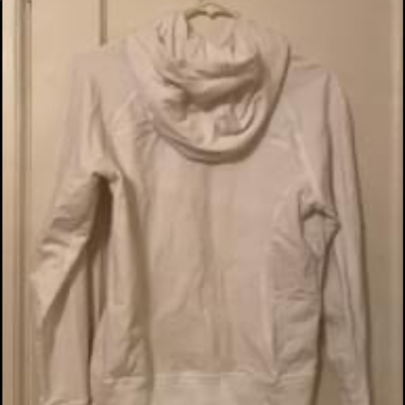 Lululemon pullover - Picture 3 of 4